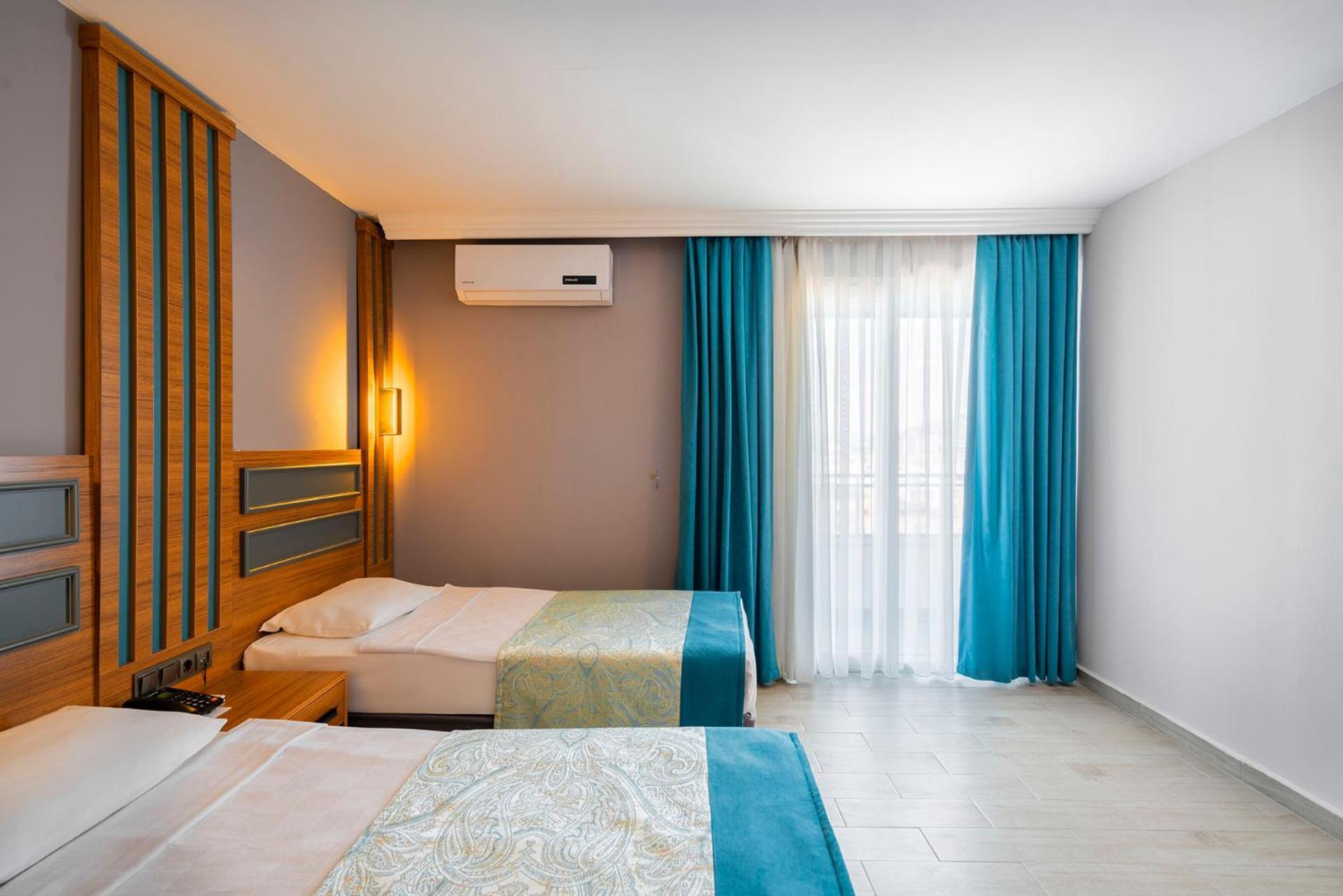 Blue Star Hotel อลันยา ภายนอก รูปภาพ
