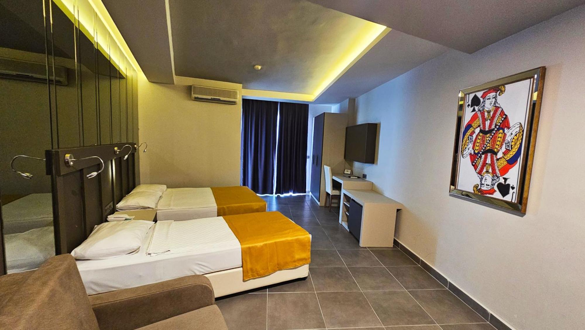 Blue Star Hotel อลันยา ภายนอก รูปภาพ