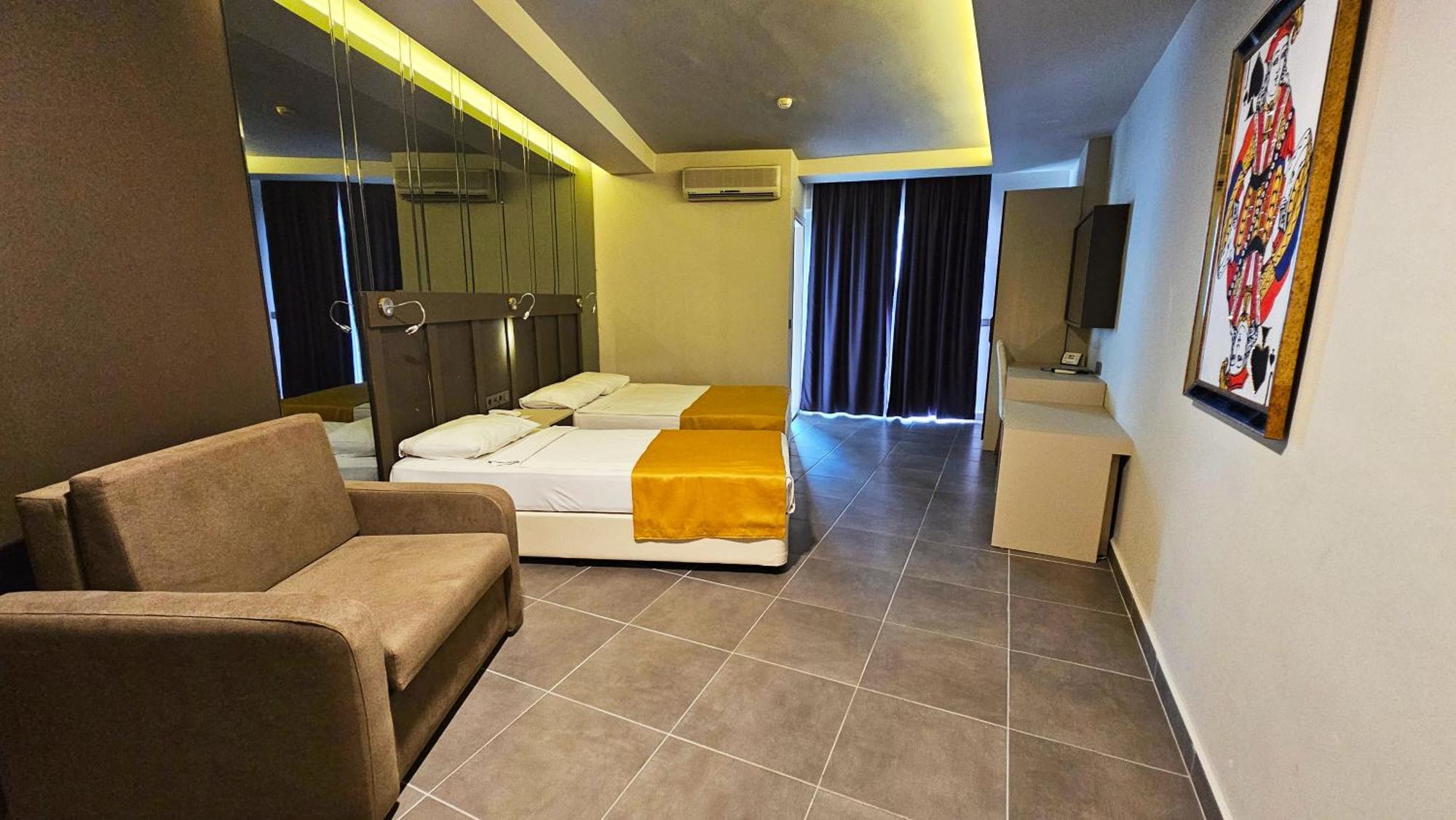 Blue Star Hotel อลันยา ภายนอก รูปภาพ