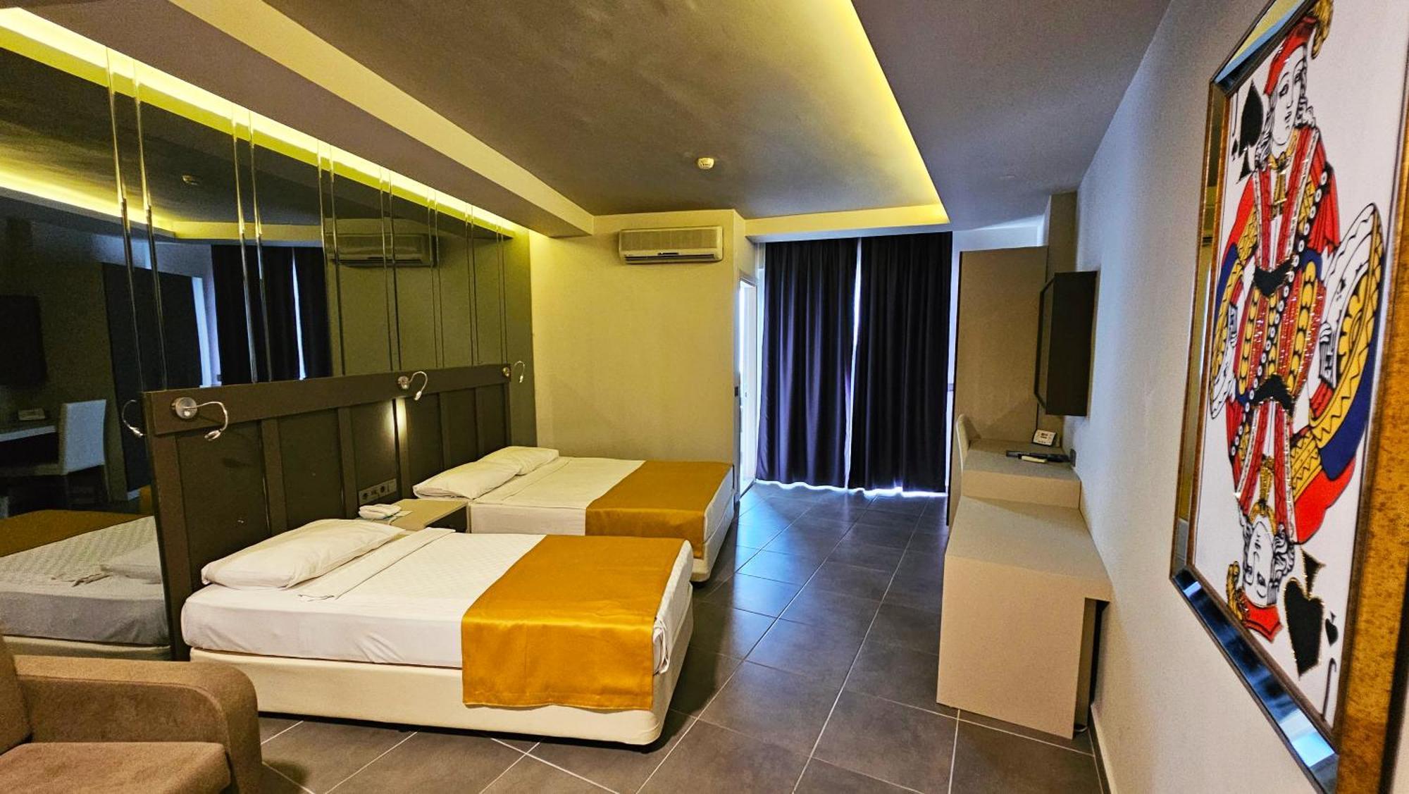 Blue Star Hotel อลันยา ภายนอก รูปภาพ